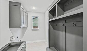 4 Constance Cir, Bella Vista, AR 72714