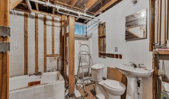 6 Ruthven Pl, Ann Arbor, MI 48104