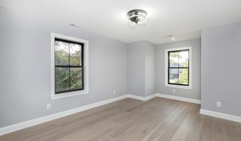 29549 N Hilltop Rd, Orange, OH 44022