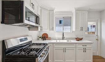 3241 Briggs Ave, Alameda, CA 94501