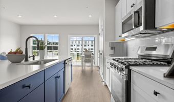 2102 Angelina Ln, Somers Point, NJ 08244