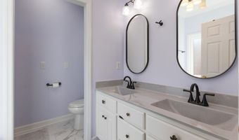 109 Canterbury Cir, Arab, AL 35016