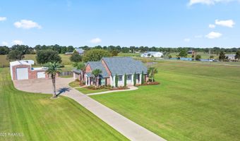 8326 Sidney Gautreaux Rd, Abbeville, LA 70510