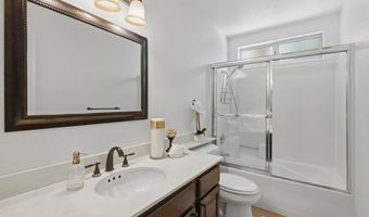 5217 Alamosa Park Dr, Oceanside, CA 92057