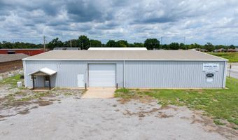419 E Maple St, Alva, OK 73717