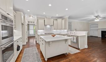 4925 Mashpee Ln, Apex, NC 27539