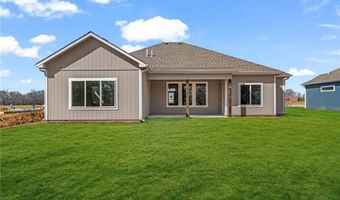 318 Rockers Dr, Baldwin City, KS 66006