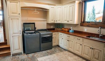 29 WHITE POINT Rd, Cora, WY 82925