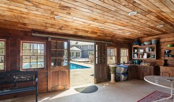 301 Maple St, Brattleboro, VT 05301