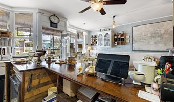 210 N BEACH Ave, Beach Haven, NJ 08008