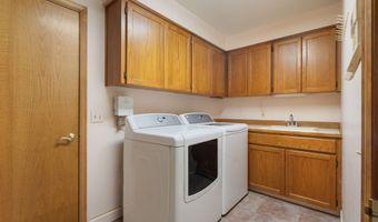 7805 SW GEARHART Dr, Beaverton, OR 97007