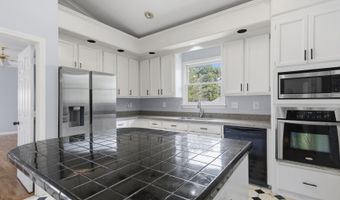 205 Cherry Dr, Brandon, MS 39042