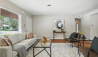 1060 Ursula St, Aurora, CO 80011