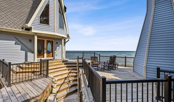 E7379 WASHINGTON Road, Algoma, WI 54201