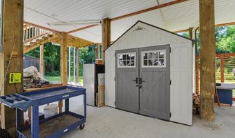5114 Oak St, Bay St. Louis, MS 39520