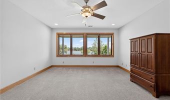 15526 Evans Rd, Basehor, KS 66007