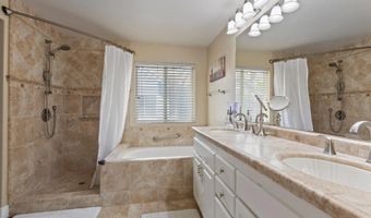 6590 Daylily Dr, Carlsbad, CA 92011