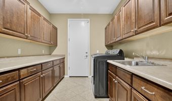 1937 E VICTORIA St, Chandler, AZ 85249