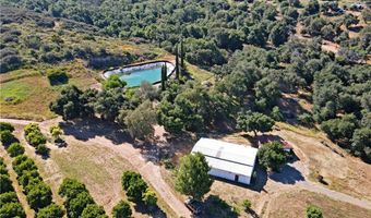 17825 Bear Valley Ln, Escondido, CA 92027