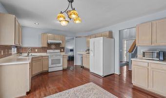 1696 Reserve Ct, Ann Arbor, MI 48103