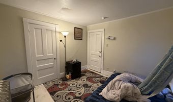 137 S Main St, Auburn, ME 04210