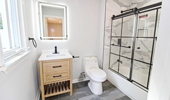 96 Newton Sparta Rd, Andover, NJ 07860