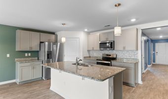 628 Woodland Farms Cir, Aynor, SC 29511