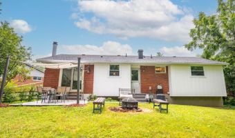 1597 Blueorchard Dr, Anderson Twp., OH 45230