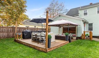 27 Dean Ave, Johnston, RI 02919