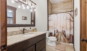 1010 Mc Quade Gulch Dr, Clark Fork, ID 83811