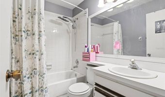 1281 Crossfield Dr, Apopka, FL 32703
