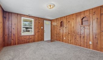 2618 E 8th St, Anderson, IN 46012