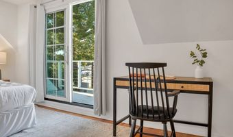 8615 Skyline Dr, Los Angeles, CA 90046