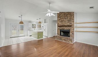 4 Shiney Leaf Ct, Beaufort, SC 29907