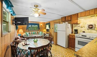 197 Lakeview Dr, Almond, NC 28771