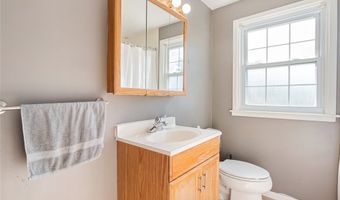 645 SW Kenworthy Dr, Ankeny, IA 50023