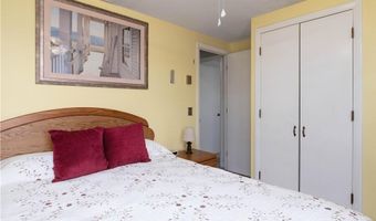 184 Vallette St, Cranston, RI 02920