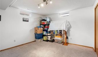 1605 22nd Ave SW, Austin, MN 55912