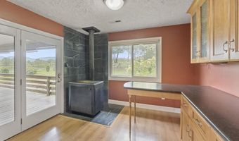 8508 DICK WOODS Rd, Afton, VA 22920