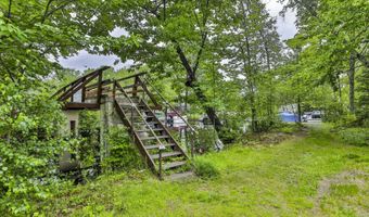 100-102 Tucker Shore Rd, Belmont, NH 03220