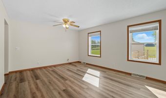 3928 County Road 60 Rd, Auburn, IN 46706