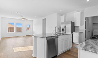 336 Amy St, Angleton, TX 77515