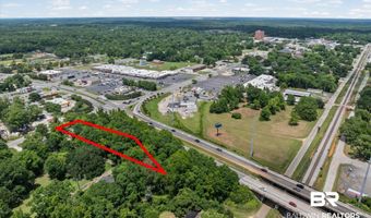 805 D'Olive St, Bay Minette, AL 36507