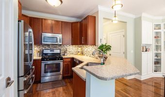 5481 Trillium Crossing Ct, Ann Arbor, MI 48103
