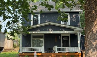 928 S 6th St, Atchison, KS 66002