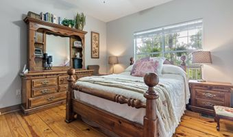 126 HICKORY HILLS Dr, Alabaster, AL 35007