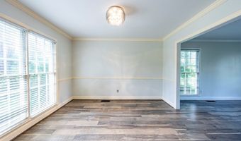 418 Meadowlark Dr, Albany, GA 31707
