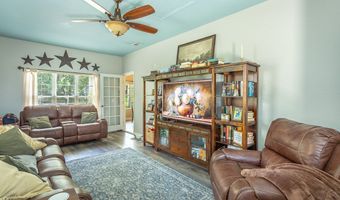 337 21st Ave, Apalachicola, FL 32320