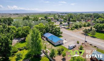 153 E 1st St N, Cowley, WY 82420