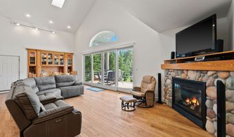 181 Sylvan Dr, Bigfork, MT 59911